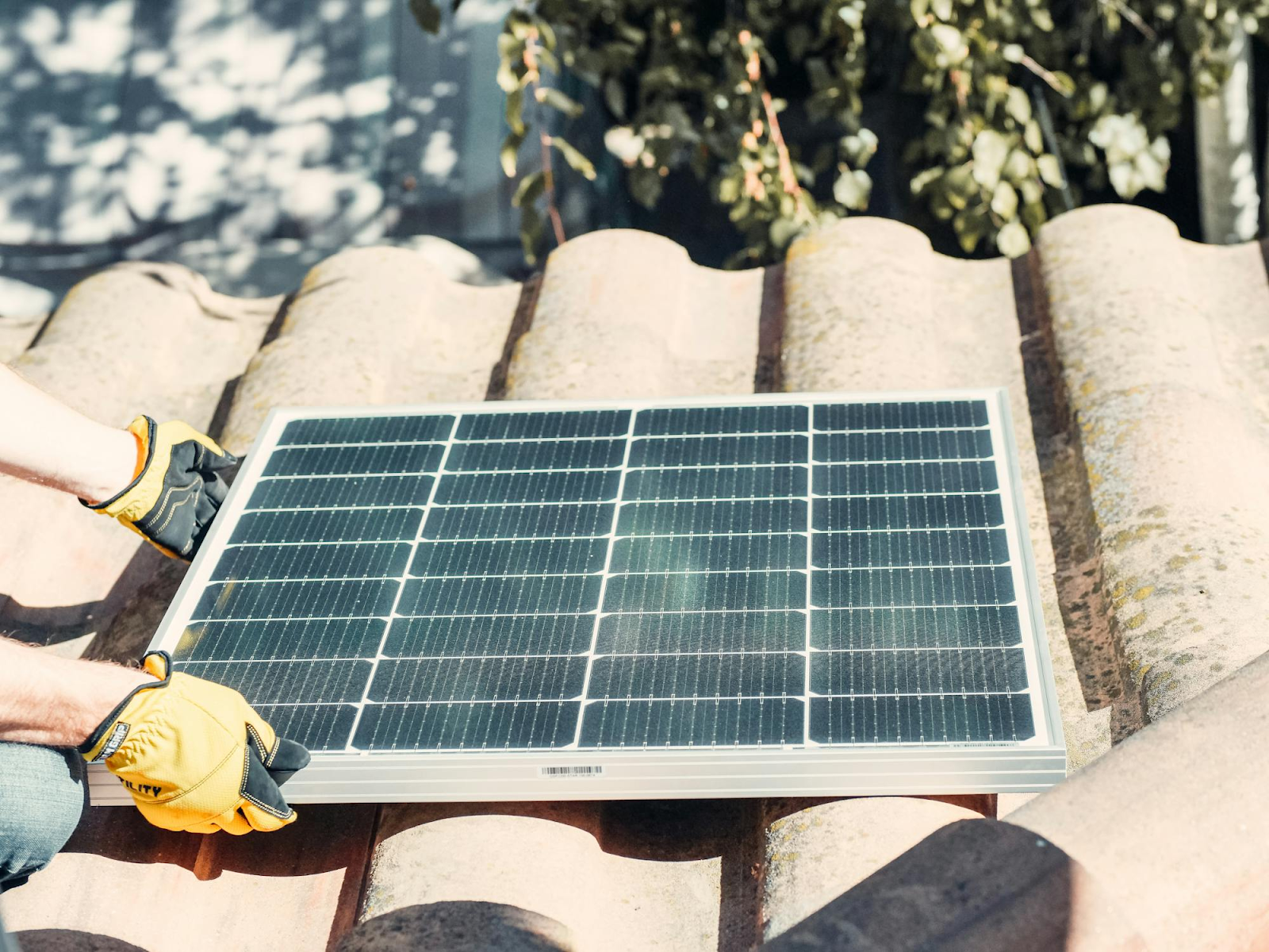 swsn Reliable solar panel providers installing solar with unmatched expertise. Call now to get yours.<br />